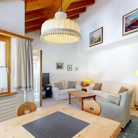 Auricula 3 2 דירה